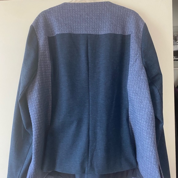 Lane Bryant quilted blue blazer 28w - Picture 3 of 6